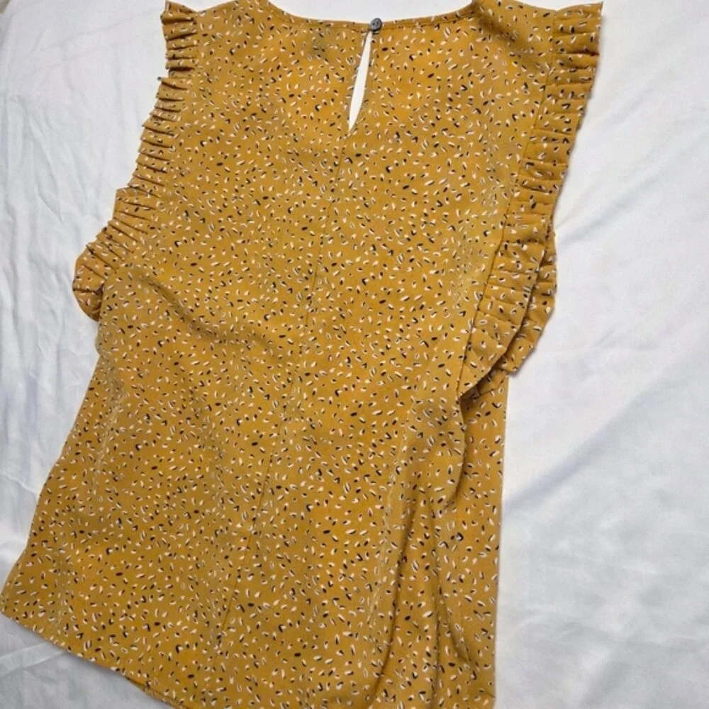 Molly Bracken Ruffle Flutter Sleeve Blouse Top Yellow M - Picture 3 of 11